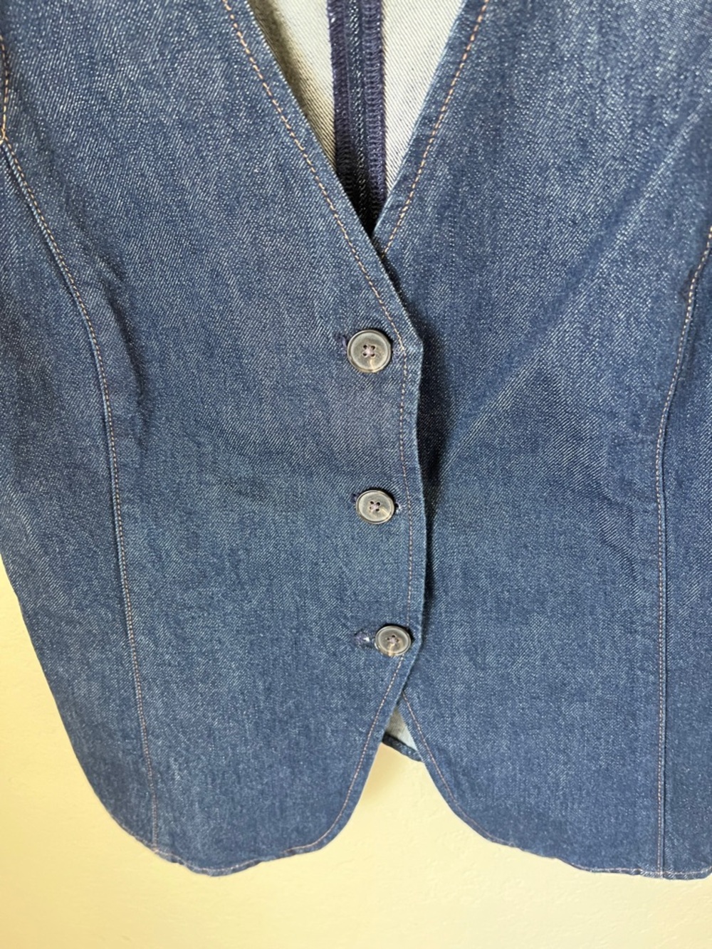 Madewell dark denim cutaway vest - Picture 6 of 9